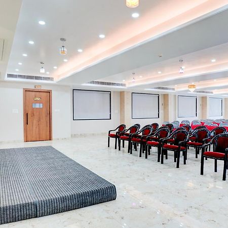 Palette Patel Nagar Hotel Бопал Екстериор снимка